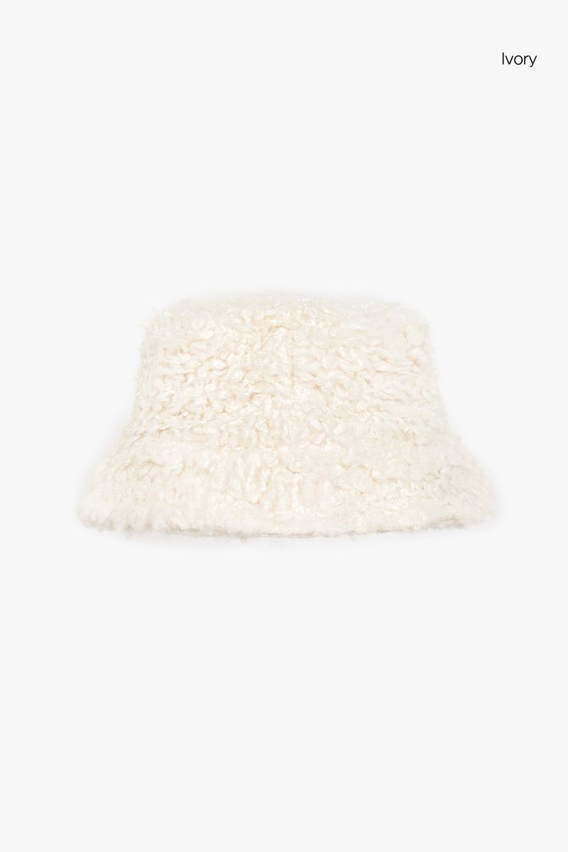 Canishe bucket hat