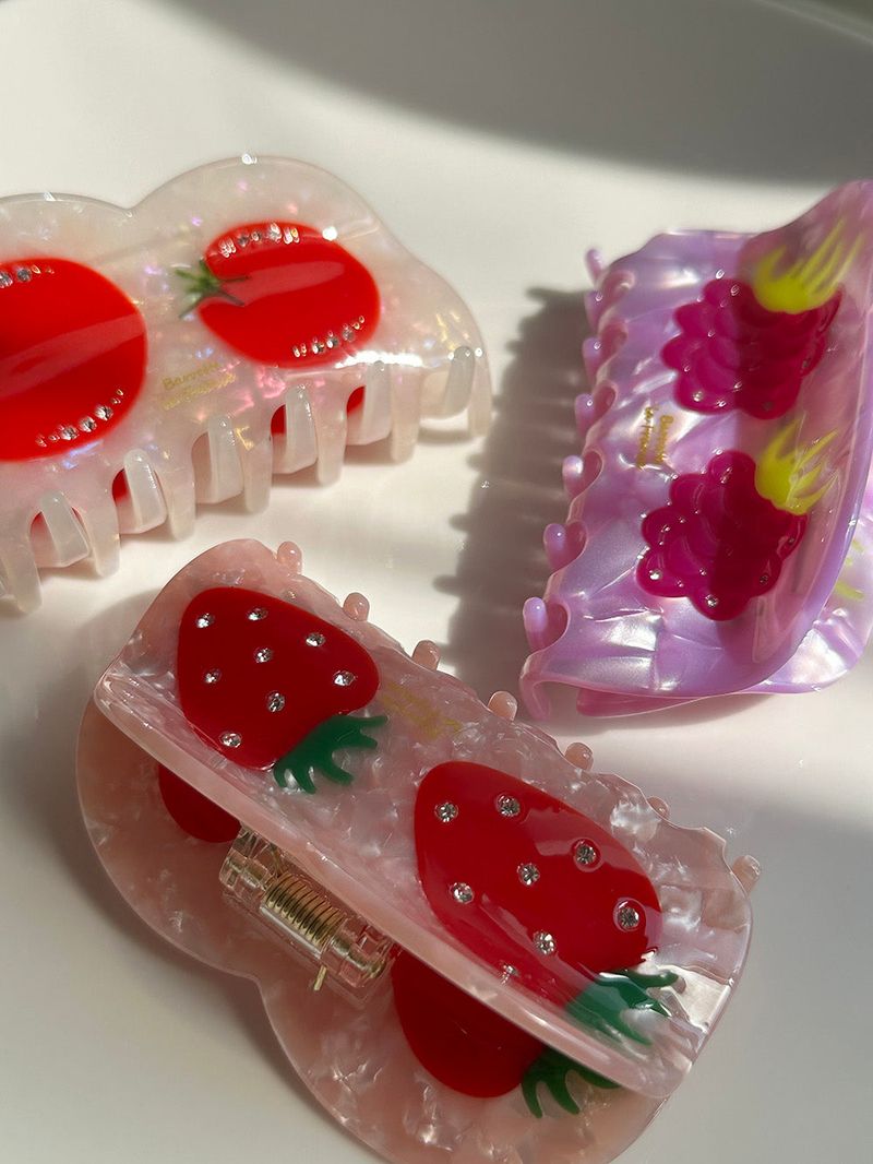 MOSXE（モスクス）の「Fruits ヘアクリップ (3type)（ヘアアクセサリー）」