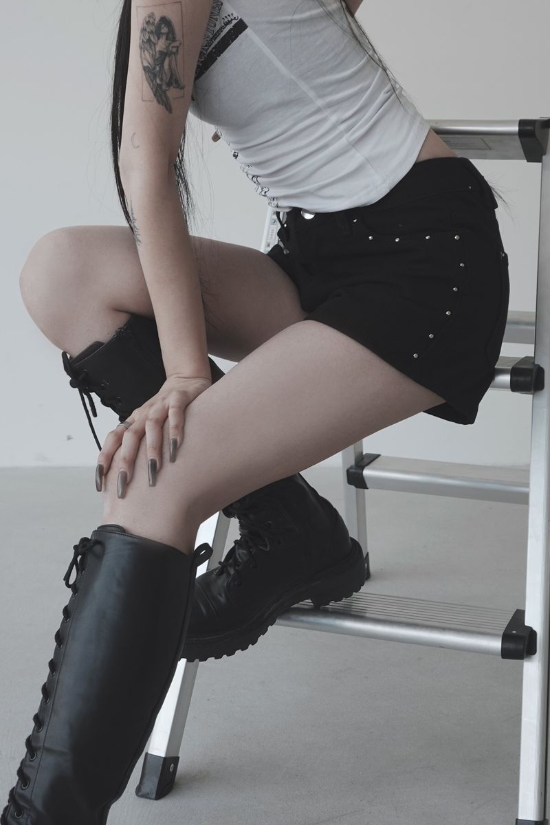 unique studded summer short pants (2color)