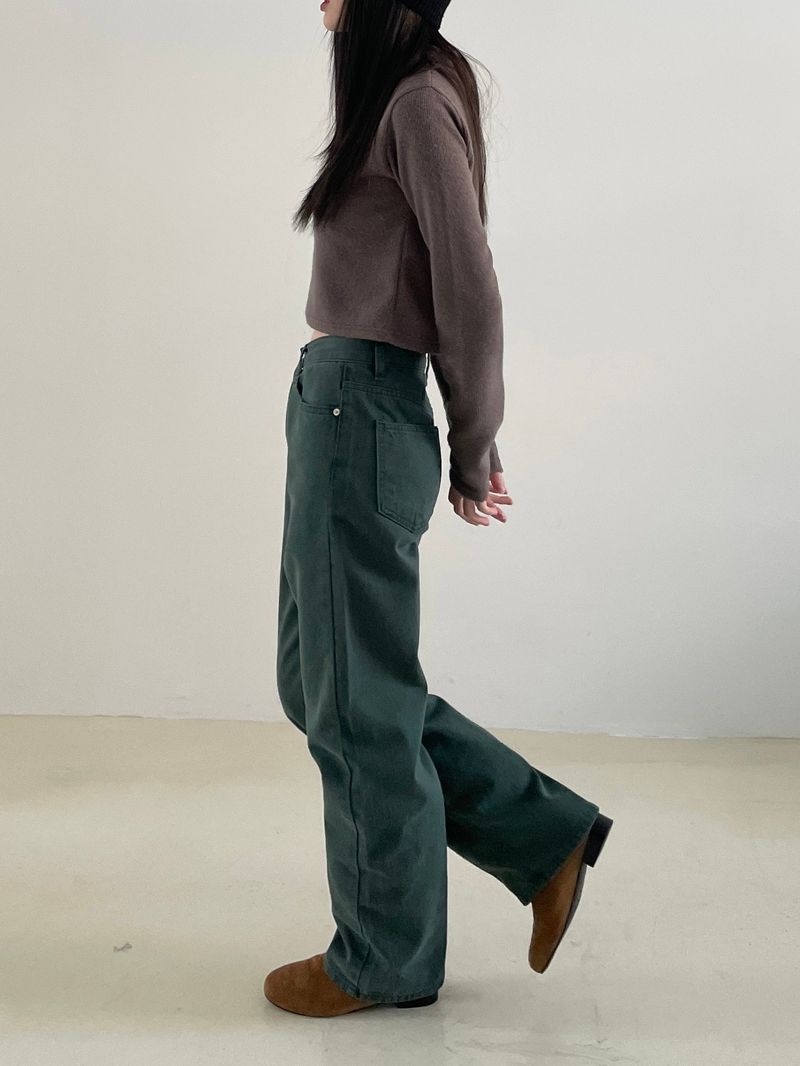 Recommend color semi-wide pants