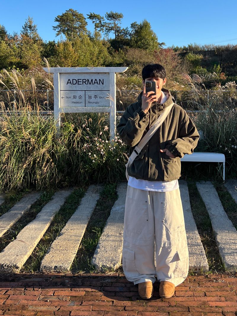 ESOO（イス）の「Moss Corduroy Hooded Jacket (3 Colors)（Jackets/Outerwear）」