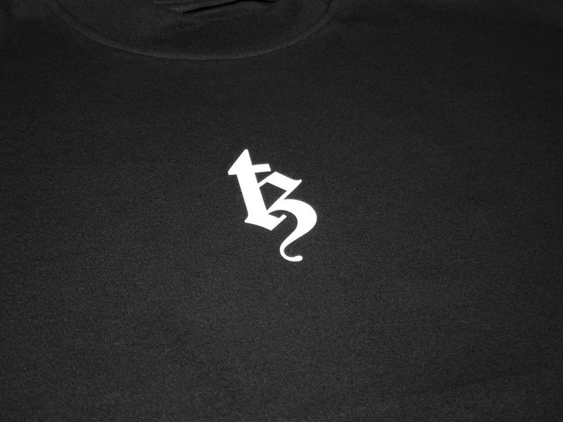 BETREZ OVERSIZED TEE - BLACK