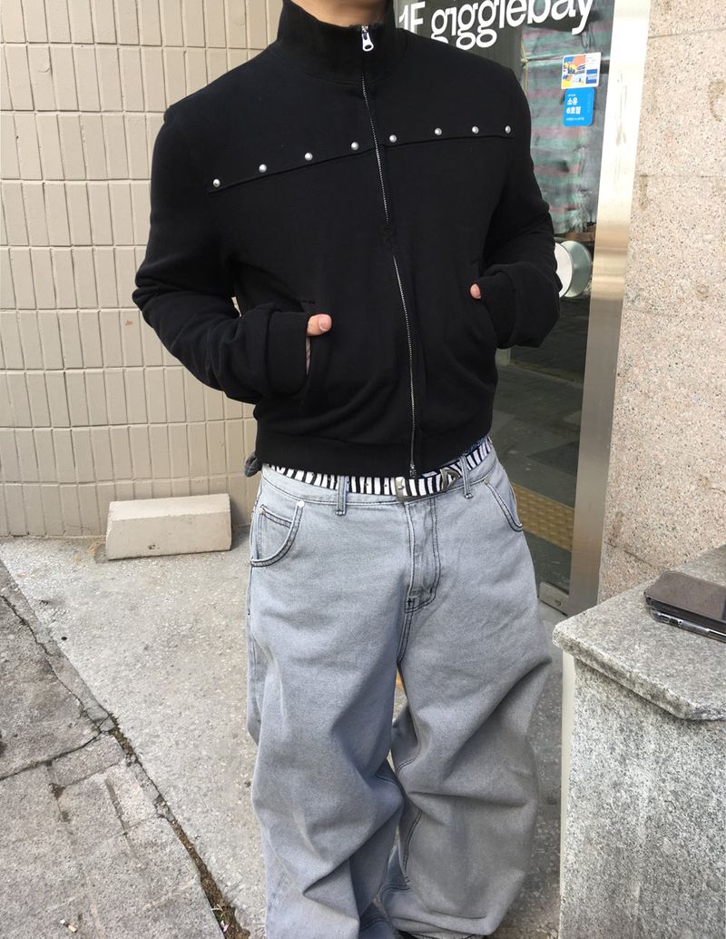 No.1667 rivet crop ZIP-UP