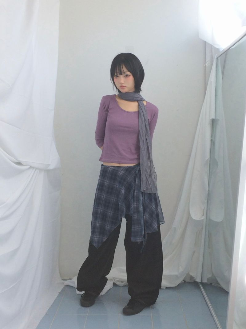 U-Neck Three-Quarter Slim Line Cotton Top