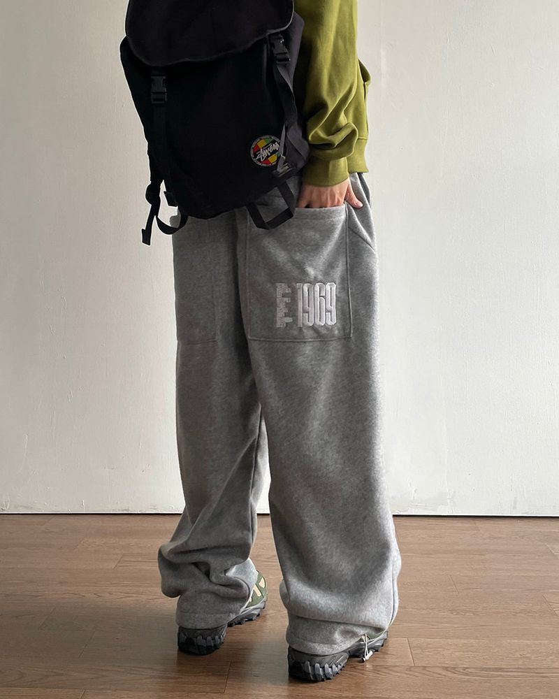 Near Embroidered Fleece Pants