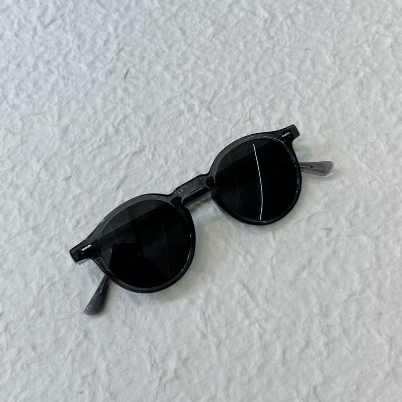 Vintage Proportion Round-Frame Sunglasses