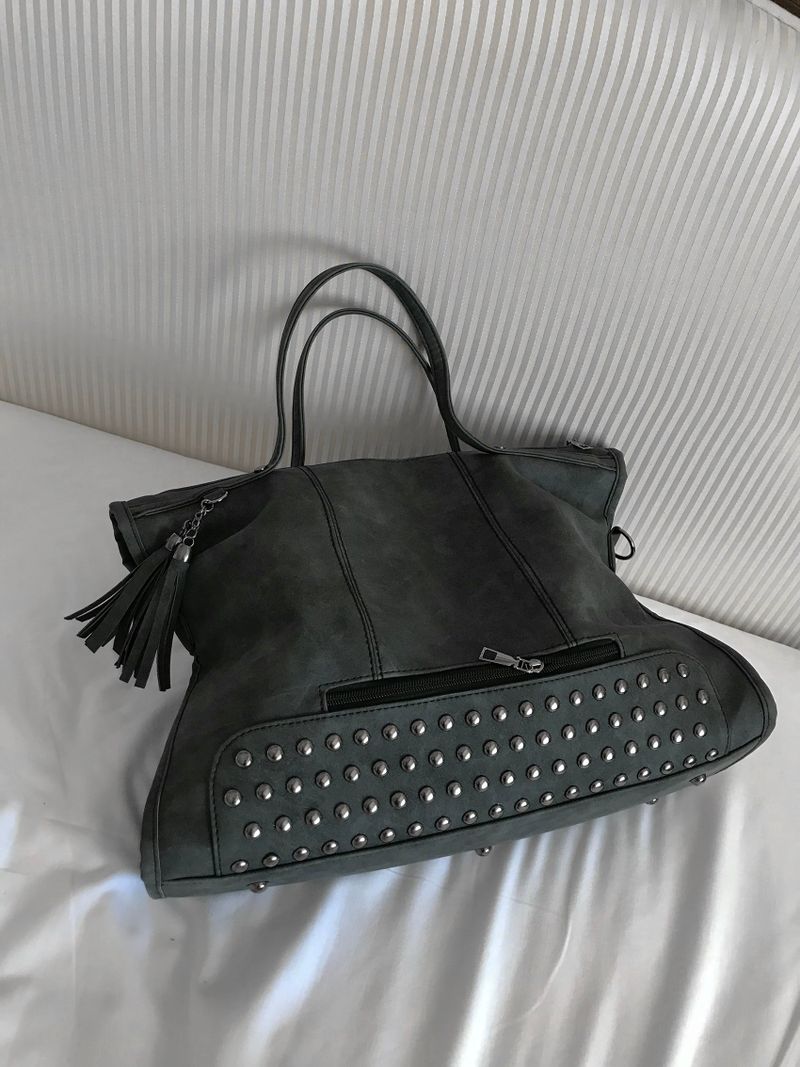 stud big shoulder bag
