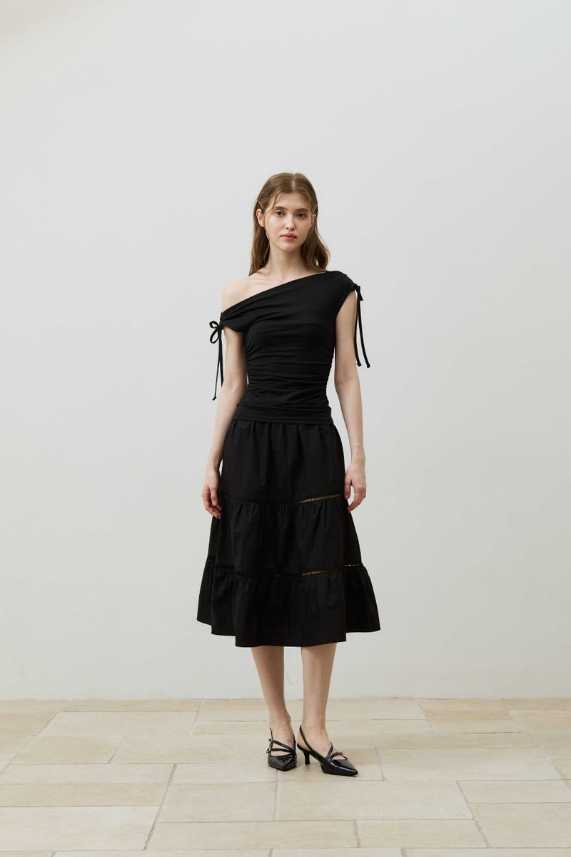  LILY OFF-SHOULDER SHIRRING TOP / BLACK