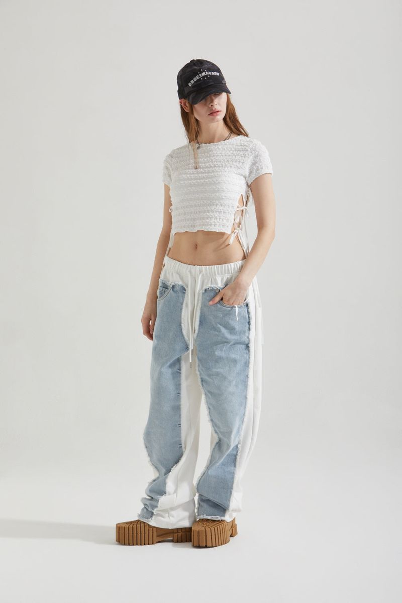 エンボリボンtシャツ