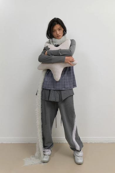 Side Fur Trim Sweatpants / Charcoal