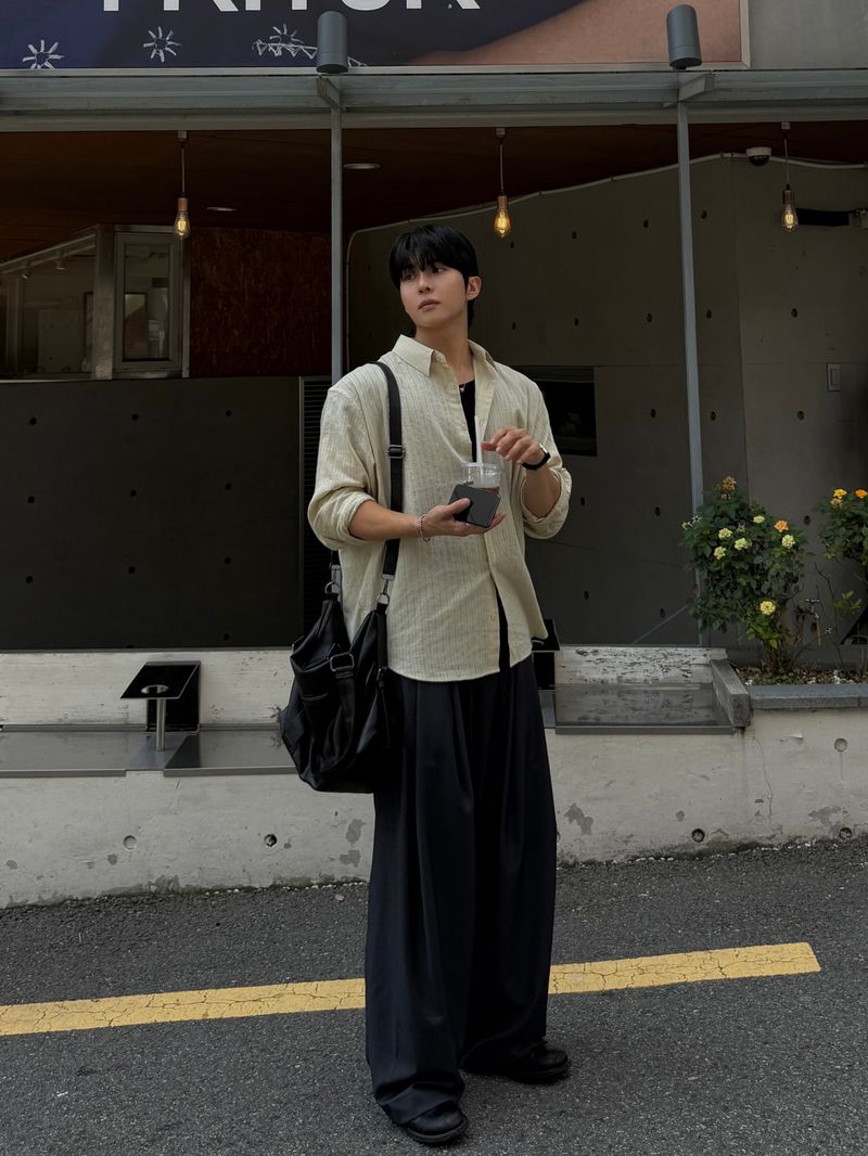 Mona two-tuck wide D-ring slacks