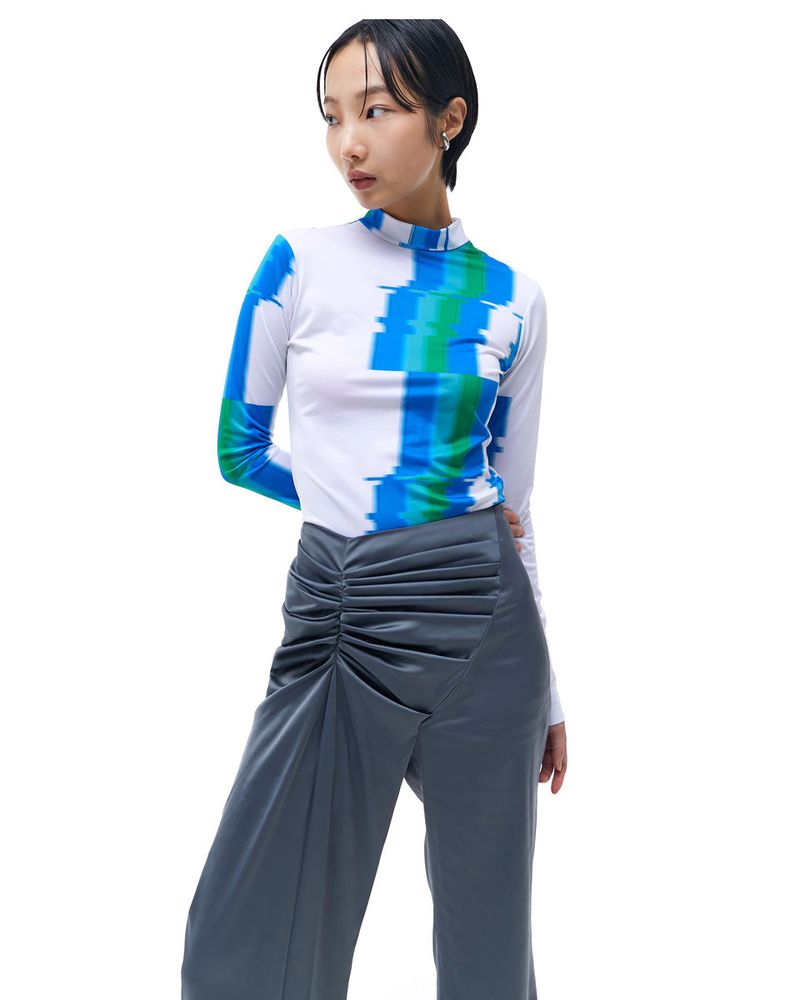 Glitch Print Mock Neck T-Shirt_Blue