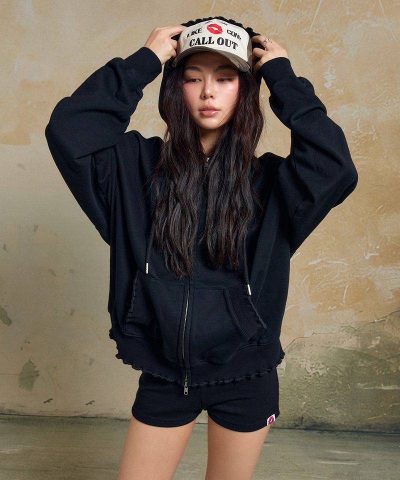 WASHED RUFFLE HOODIE ZIP-UP / BLACK