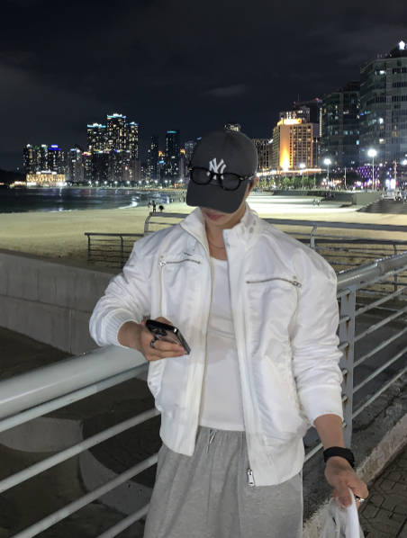 Locus Heathrow Bandad Cropped Windbreaker Jacket