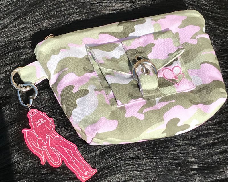 100% creeble keyring