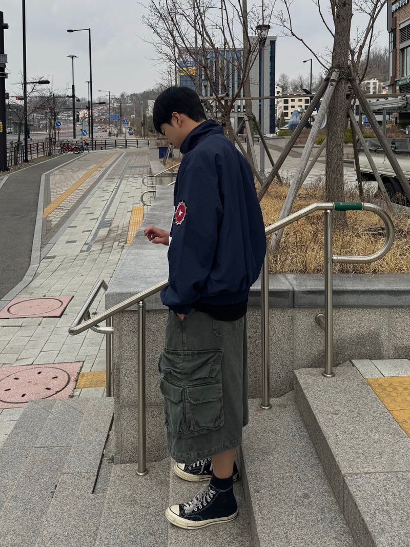 land to-way windbreaker
