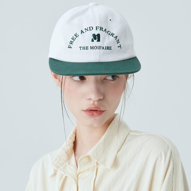 MOIFAIRE(モイフェア)の「MOIFAIRE LOGO BALL CAP / IVORY(Hats)」