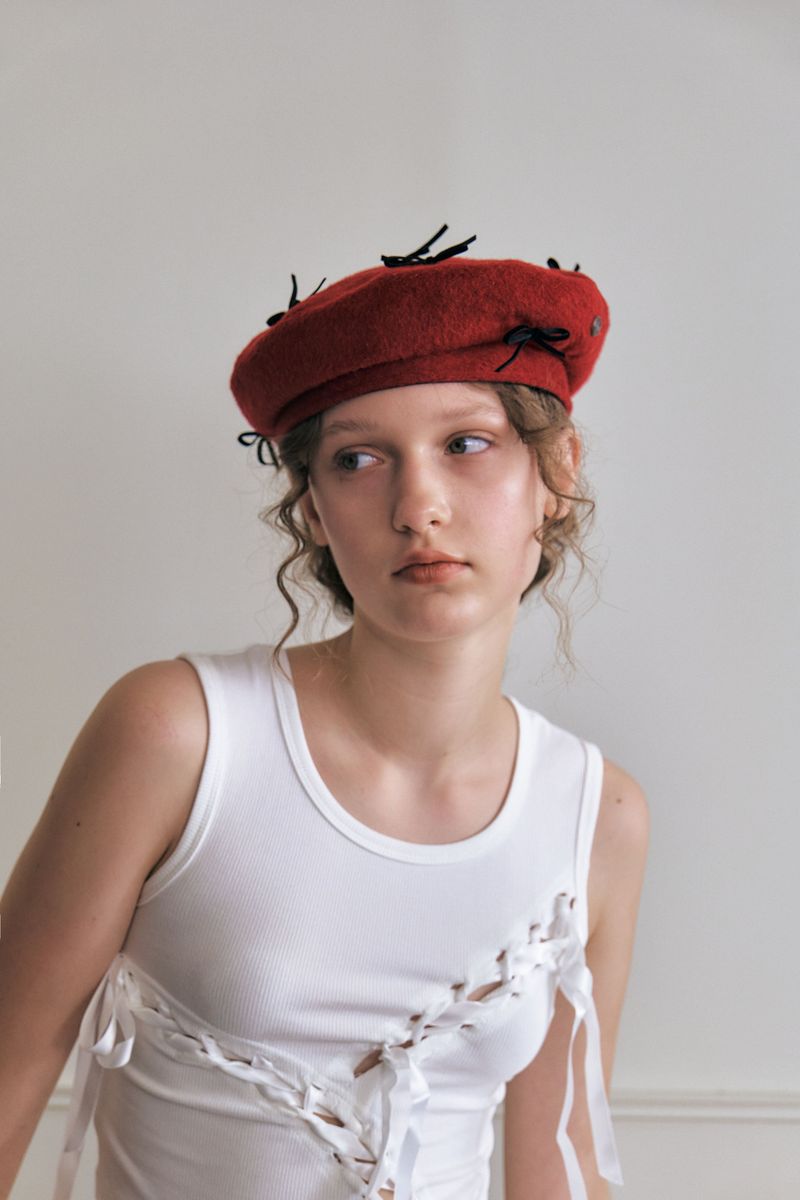 BOW BERET IN RED
