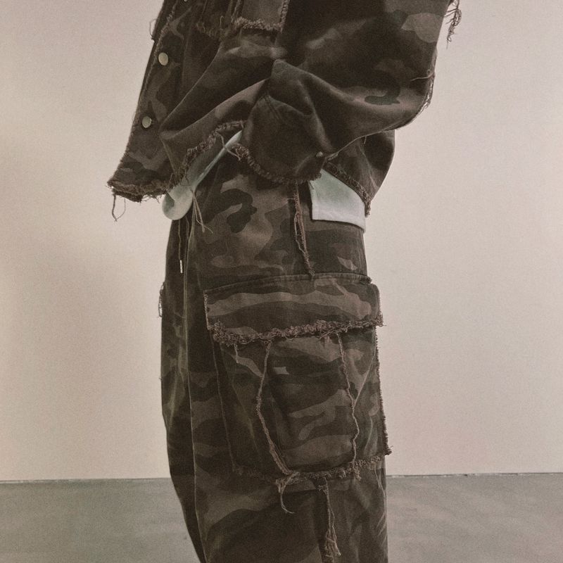 grunge camouflage cargo pants_khaki
