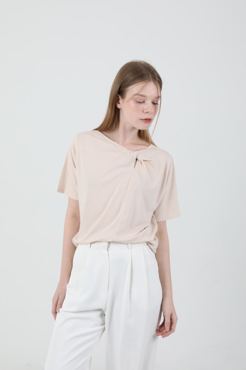 Modern Slit Shirring T-shirt Beige