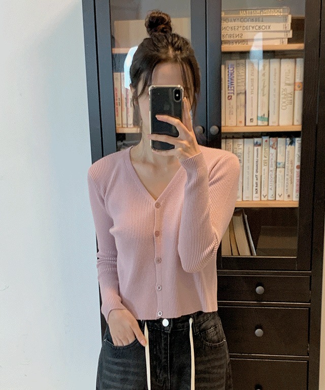 Love on the(ラブオンザ)の「Milk Soft V neck Ribbed Cardigan()」