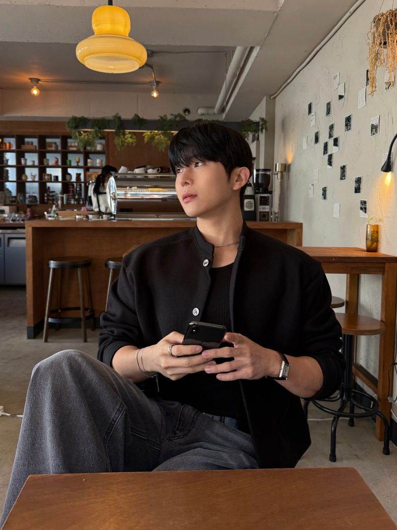 League wool crop cardigan jacket