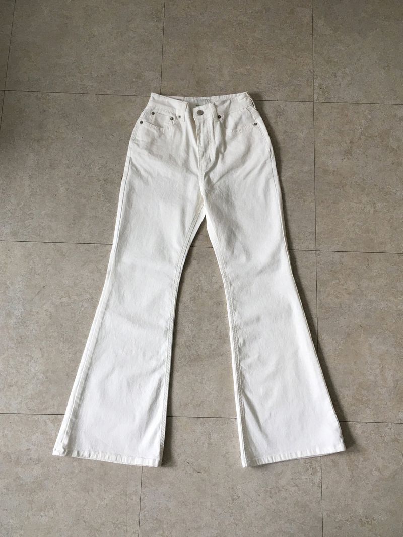 Clean slim bootcut pants