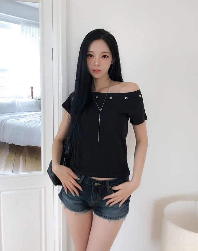 Harbor Embossed Denim Low Short Pants