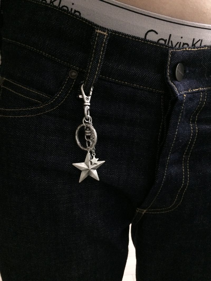 CUBE STAR KEYRING
