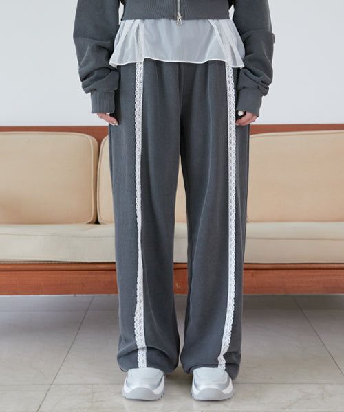 ZIZEMUSEUM(ジゼミュージアム)の「LACE PIGMENT PANTS (CHARCOAL)(Pants)」