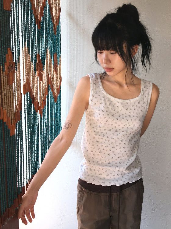 BAON（バオン）の「Theron Wave Flower Square Neck Sleeveless（Tops）」