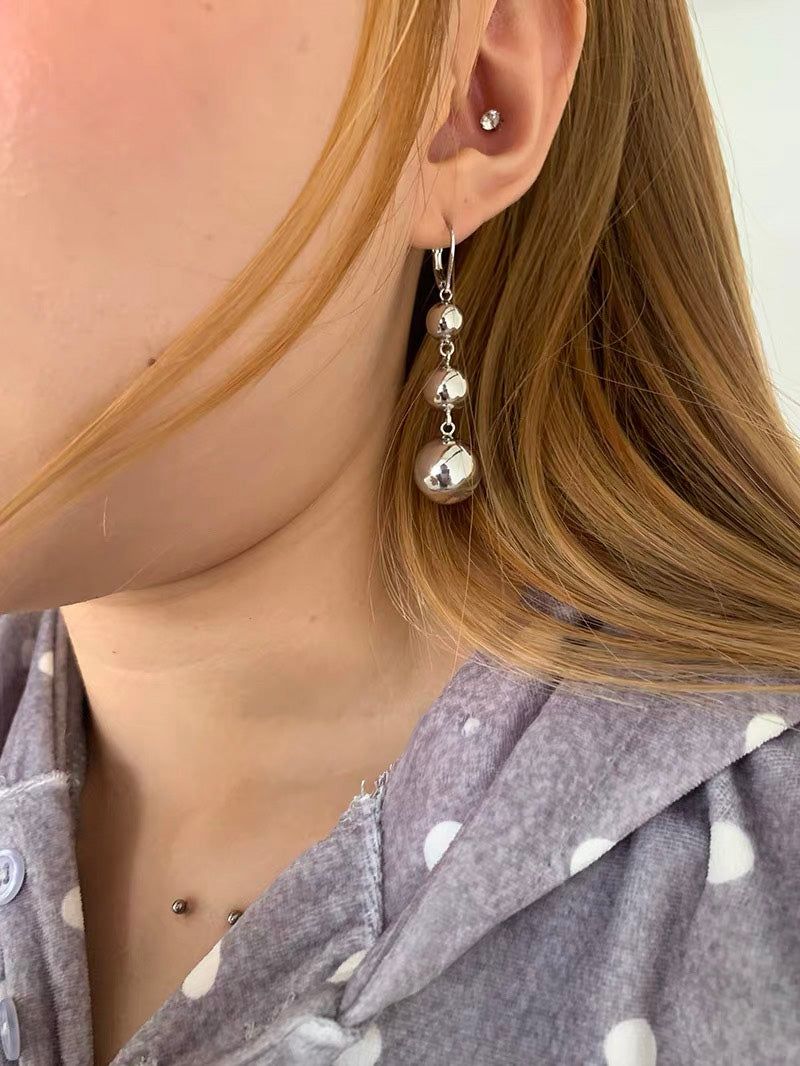House of haus（ハウス オブ ハウス）の「Three silver balls drop earrings（Accessories）」