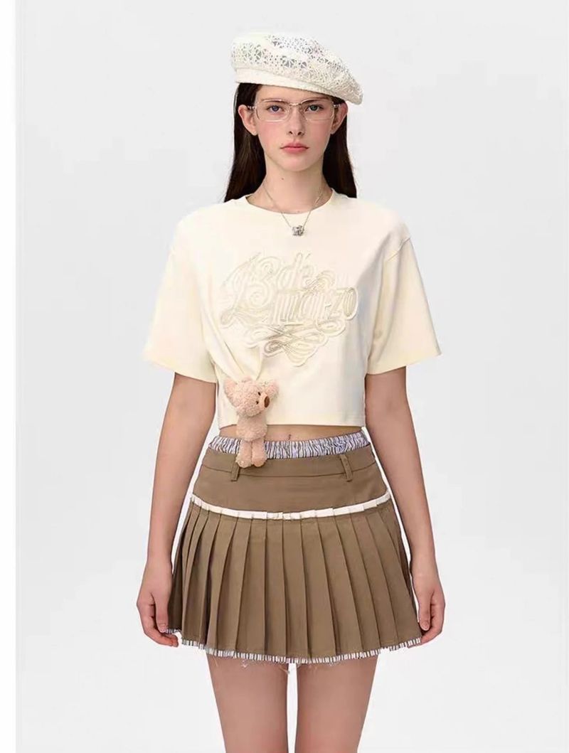 13DE MARZO(トレセ・デ・マルゾ)の「13DE MARZO Bear Logo Patch Top(Tops)」