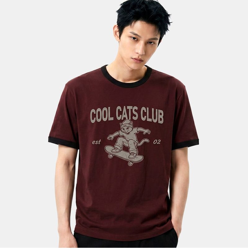 UNDEROFF（アンダーオフ）の「Essential Standard Short-Sleeve Ringer T-Shirt Cool Cats Club Burgundy（Tops）」