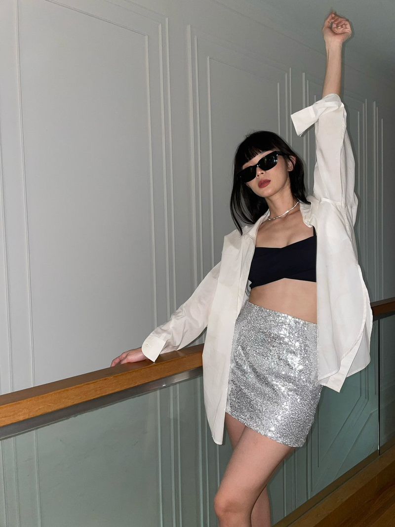 EVIE glint MINI SKIRT SILVER