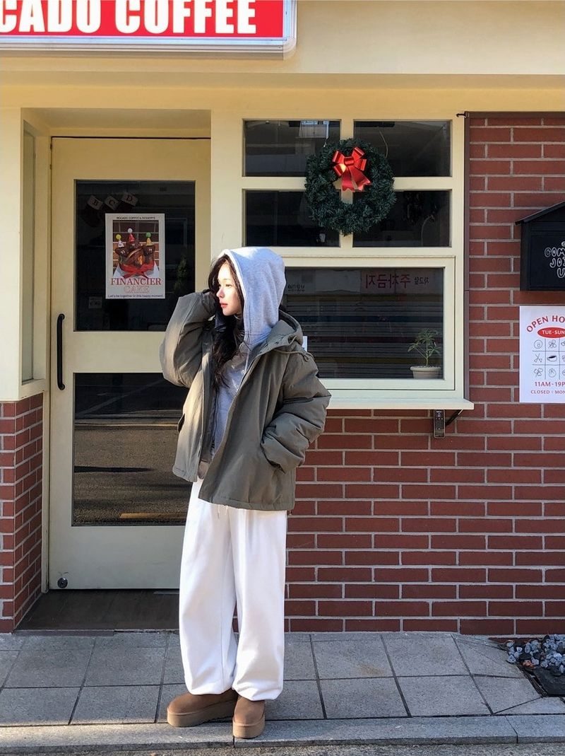 Toast Hood Over Wellon Padded Jumper (2color)