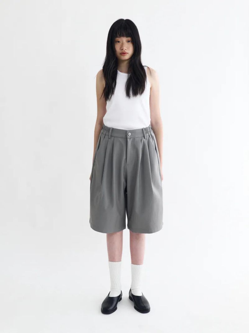 26SS PT5 Cropped Pleated Trousers