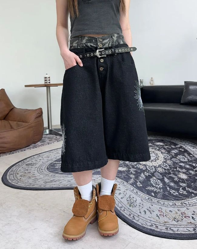 SATIIIZ（サティーズ）の「Radi camo sagging Bermuda denim pants（Pants）」