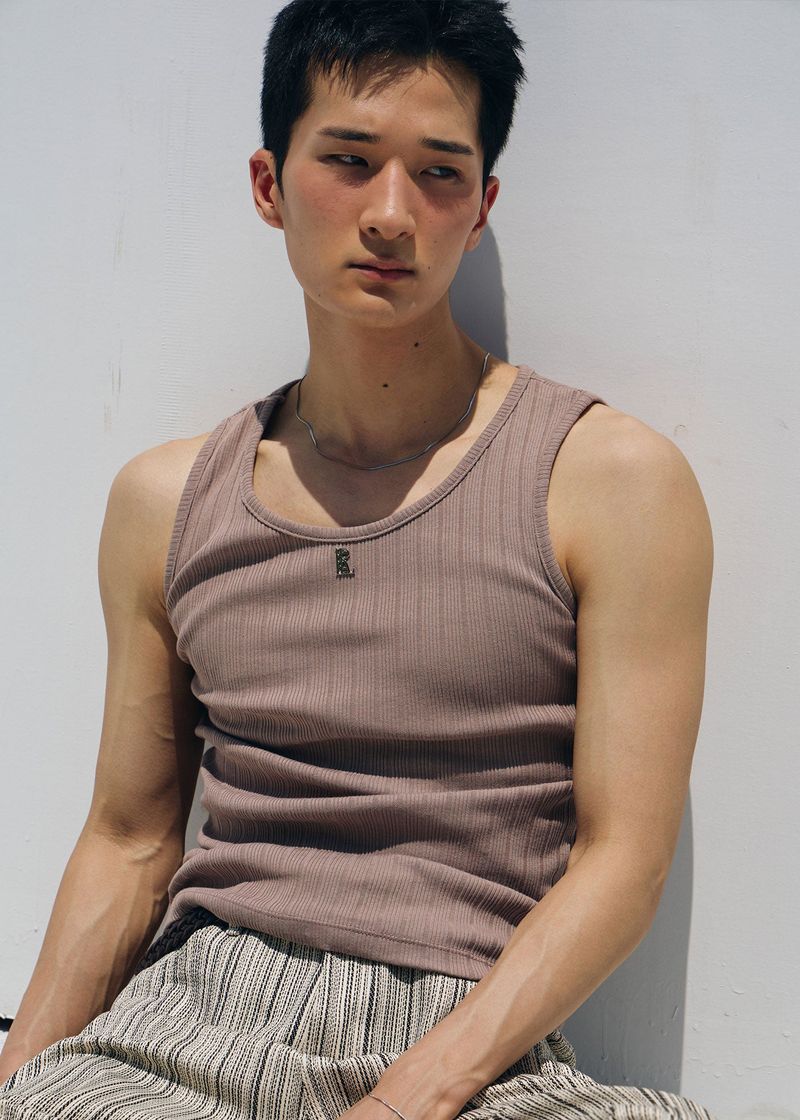 LAURANTSEOUL（ローラントソウル）の「High ribbed logo sleeveless(Beige)（Tops）」