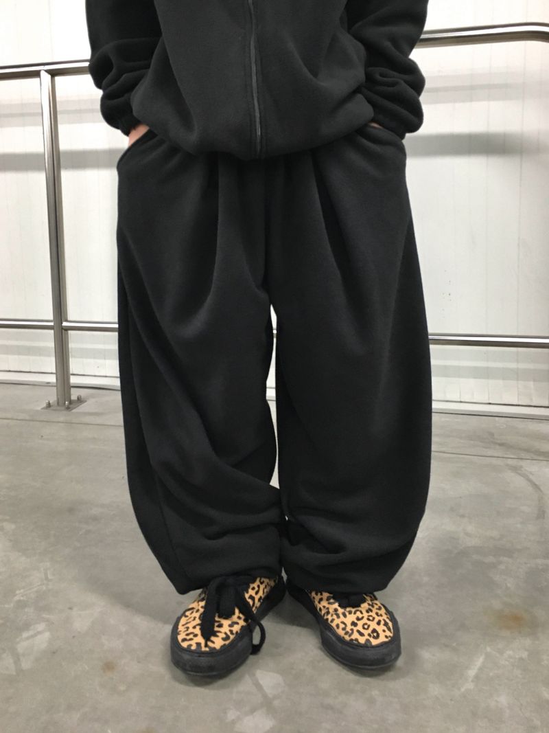 DISCERNMENT(ディサーンメント)の「Mir Polar Fleece Sweatpants 5C(Pants)」