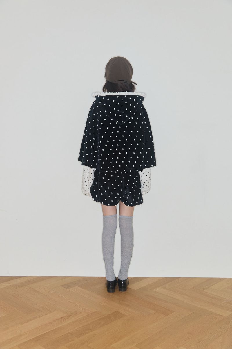 POLKA TERRY HOOD CAPE (BLACK)