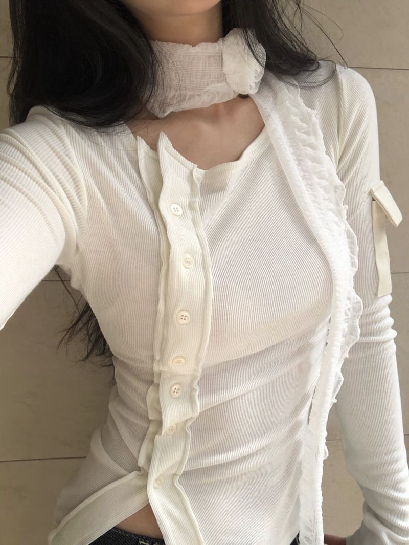 Wrinkle flower scarf
