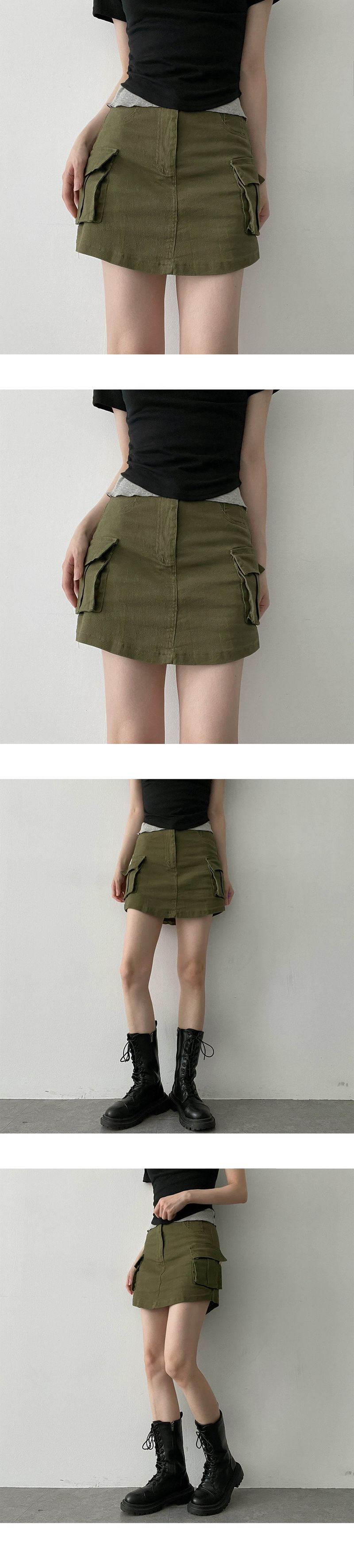 MGICAGO MINI-Skirt