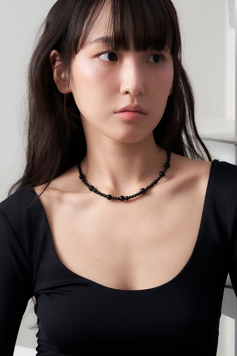 onyx mix necklace