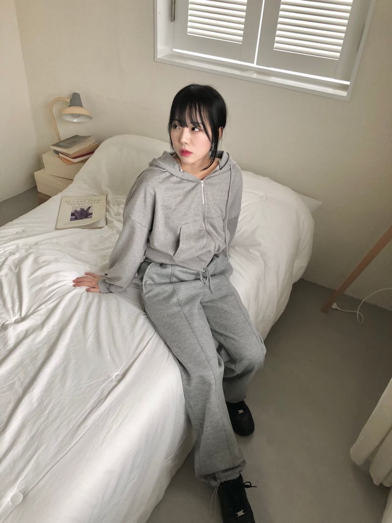 Melora hood zip-up set