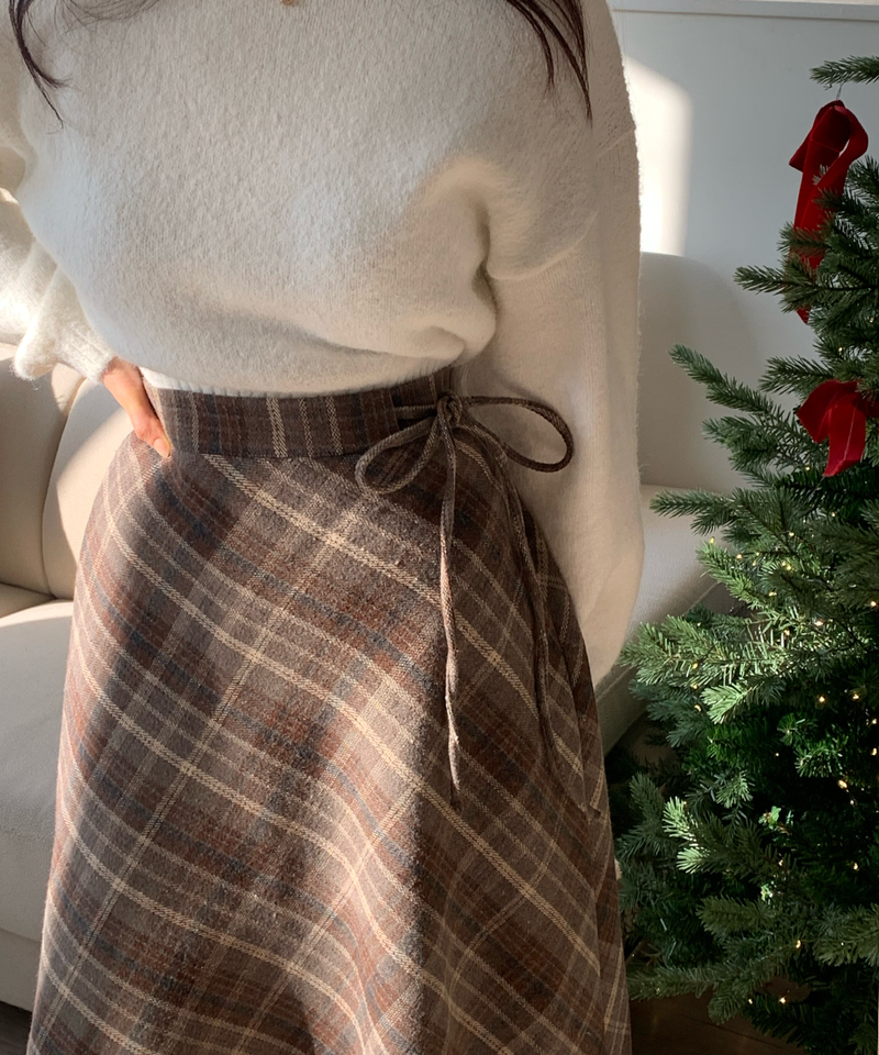 Betty Check Skirt