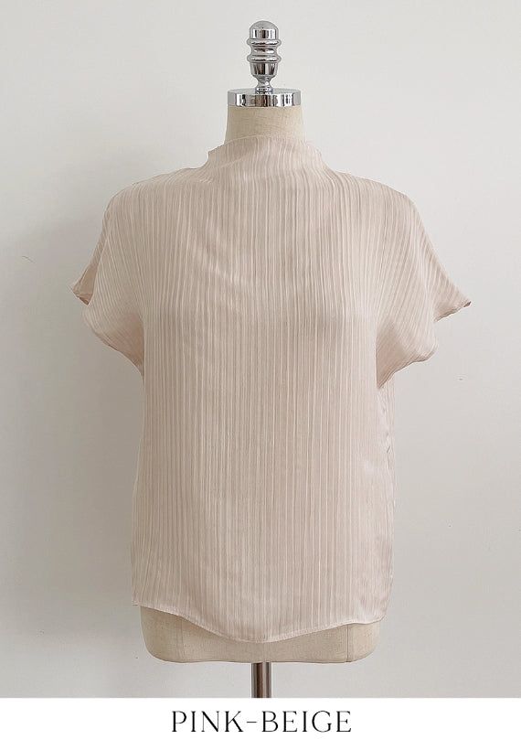 Belloe Half-neck Pleated Short-sleeve T-blouse