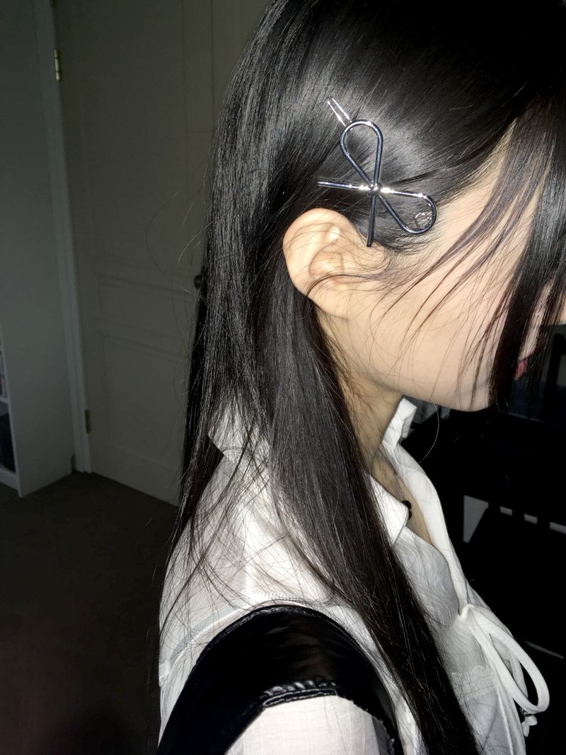 Muving Balletcore Silver Ribbon Hairpin