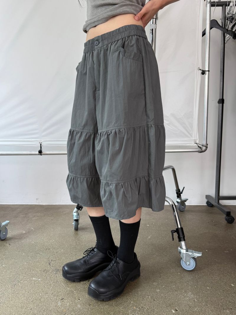 フリルバミューダパンツ