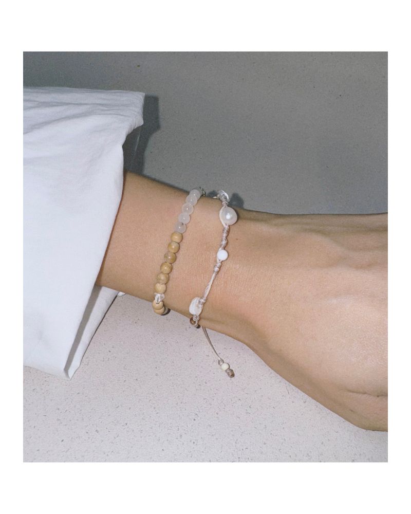 serene knot bracelet